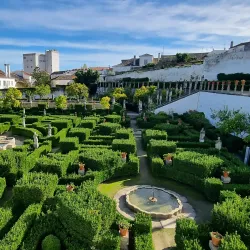 Jardim do Paço Episcopal (Episcopal Palace Garden) - Castelo Branco