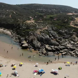 Foz do Lizandro Beach - Ericeira