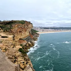 Farol da Nazaré (Nazaré Lighthouse) - Nazaré