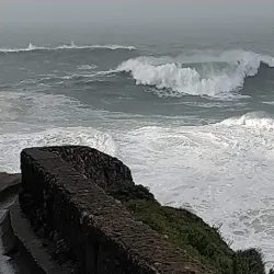 Praia do Norte (North Beach) - Nazaré