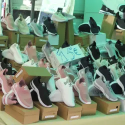 Quarteira Market (Mercado de Quarteira) - Quarteira