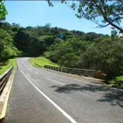 Charco Azul - Aguas Buenas