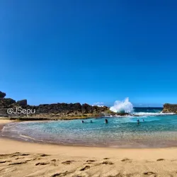 Playa La Poza de Arecibo - Arecibo