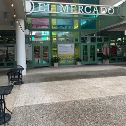 Plaza del Mercado de Bayamon - Bayamon