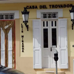 Casa del Trovador - Caguas