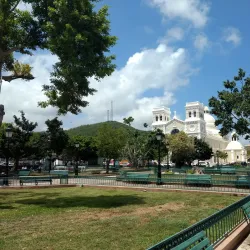 Plaza de Recreo Cristóbal Colón - Guayama