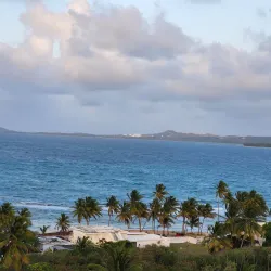 Playa Azul - Luquillo