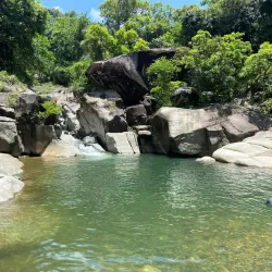 Charco El Hippie - Naguabo