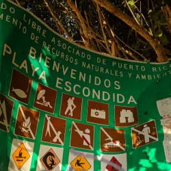 Playa Escondida - Naguabo