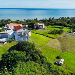 Playa Húcares - Naguabo