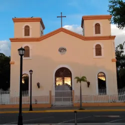Plaza Pública de Santa Isabel - Santa Isabel