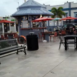 Plaza Pública de Santa Isabel - Santa Isabel