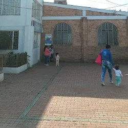 Iglesia San Mateo Apostol - Trujillo Alto