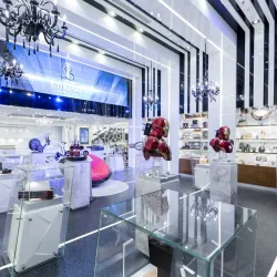 Luxury Shopping Boutiques - The Pearl-Qatar