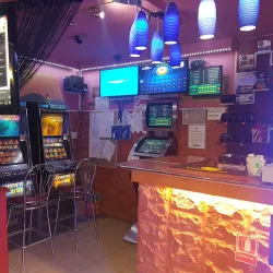 Local Cafes and Eateries - Bolintin-Vale