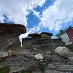 Babele Rock Formations - Campina