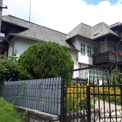 Casa Memorială George Emil Palade - Campina