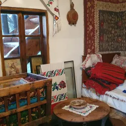 Ceramic Art Gallery - Horezu