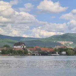 Moldova Noua Town Square - Moldova Noua