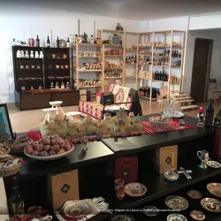 Local Artisan Workshops - Sanmartin