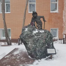 Monument to the Discoverers of Apatite - Apatity