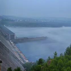 Angara River Embankment - Bratsk