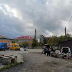 Local Market - Gusev