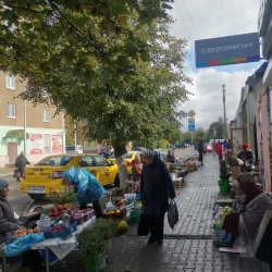Local Market - Gusev