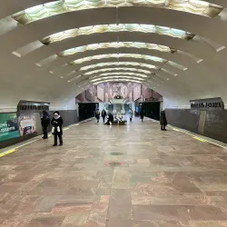 Lenin Square (nearby in Novosibirsk) - Koltsovo