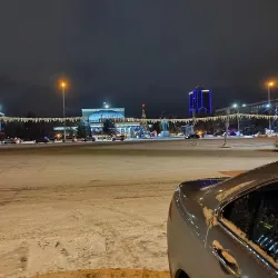 Lenin Square (nearby in Novosibirsk) - Koltsovo