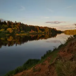 Klyazma River Embankment - Maloyaroslavets
