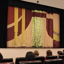 Nefteyugansk Drama Theater - Nefteyugansk