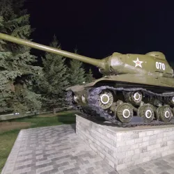 Monument to the Founders of Nizhnekamsk - Nizhnekamsk