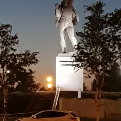 Monument to the Founders of Nizhnevartovsk - Nizhnevartovsk