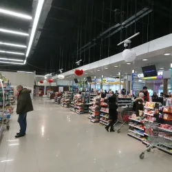 Local Markets and Shopping Centers - Novy Urengoy (New Urengoy)