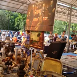 Local Markets and Craft Shops - Poronaysk