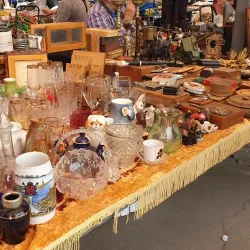 Local Markets and Craft Shops - Poronaysk