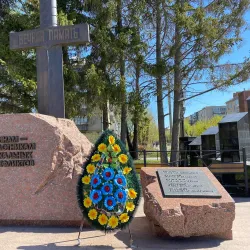 Monument to the Founders of Yuzhnouralsk - Yuzhnouralsk