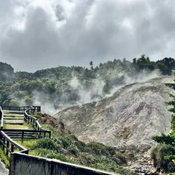 Soufrière Volcano and Sulphur Springs - Choc