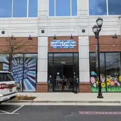 Local Artisan Shops - Acquaviva