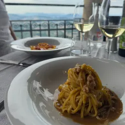 Local Cuisine Restaurants - Acquaviva