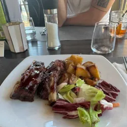 Local Cuisine Restaurants - Acquaviva