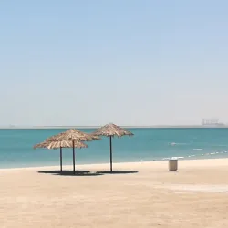 Al Fanateer Beach - Jubail