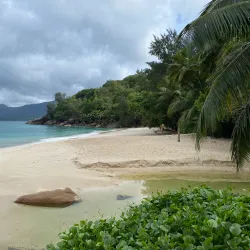 Anse Soleil Beach - Baie Lazare