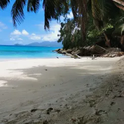 Anse Soleil Beach - Baie Lazare