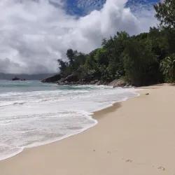 Anse Soleil Beach - Baie Lazare