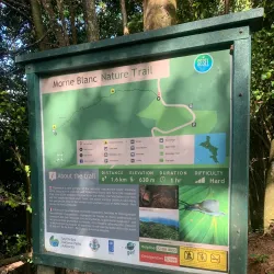 Morne Blanc Trail - Baie Lazare