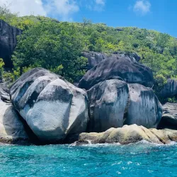 Island Hopping Tours - Beau Vallon