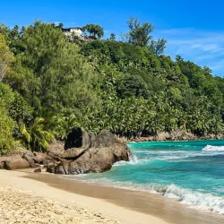 Island Hopping Tours - Beau Vallon