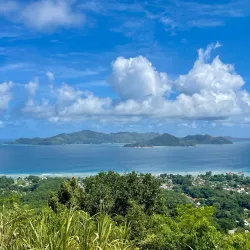 Nid d'Aigle (Eagle's Nest) Hike - La Digue
